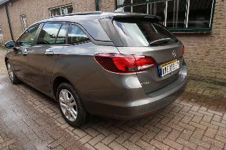 Opel Astra Sport Tourer 1.0 Online Edition picture 6