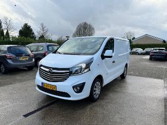 danneggiata veicoli commerciali Opel Vivaro -B 2018/10
