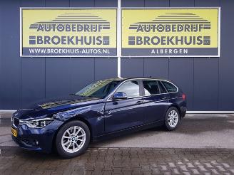 Auto incidentate BMW 3-serie Touring 318i Executive 2017/6
