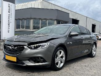 Coche siniestrado Opel Insignia Grand Sport 1.5 Turbo Innovation AUTOMAAT 2017/8