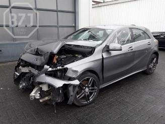 Damaged car Mercedes A-klasse A (W176), Hatchback, 2012 / 2018 1.5 A-180 CDI, A-180d 16V 2016
