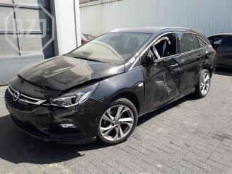 damaged microcars Opel Astra  2016