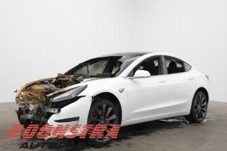 dommages fourgonnettes/vécules utilitaires Tesla Model 3 Model 3, Sedan, 2017 Performance AWD 2020/9