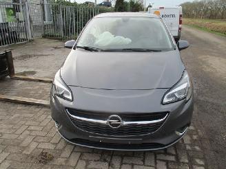 dañado vehículos comerciales Opel Corsa-E  2019/1