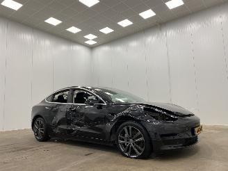 uszkodzony samochody osobowe Tesla Model 3 Standard Plus 60 kWh RWD 2019/12