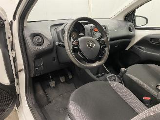 Toyota Aygo 1.0 VVT-I X-Play Airco picture 7