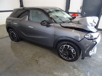 Vaurioauto  motor cycles DS Automobiles DS 3 Crossback 1.2 THP AUTOMAAT 2019/12