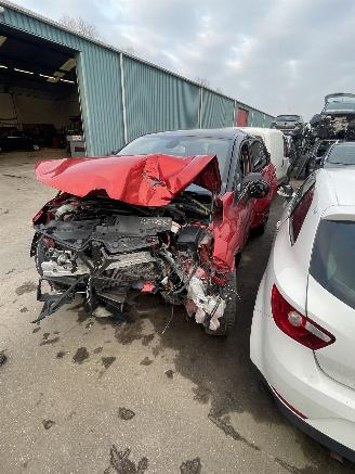 Damaged car Renault Captur 0,9 TCE Intens 2018/1