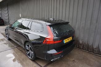 Volvo V-60 2.0 T6 186kW Twin Engine AWD R-Design picture 10