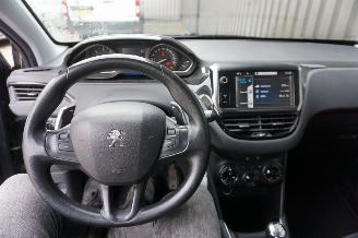 Peugeot 208 1.4 e-HDi 50kW Blue Lease picture 15