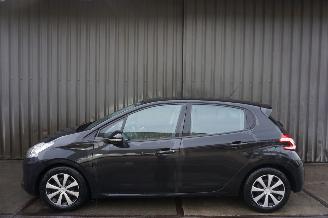 Peugeot 208 1.4 e-HDi 50kW Blue Lease picture 6