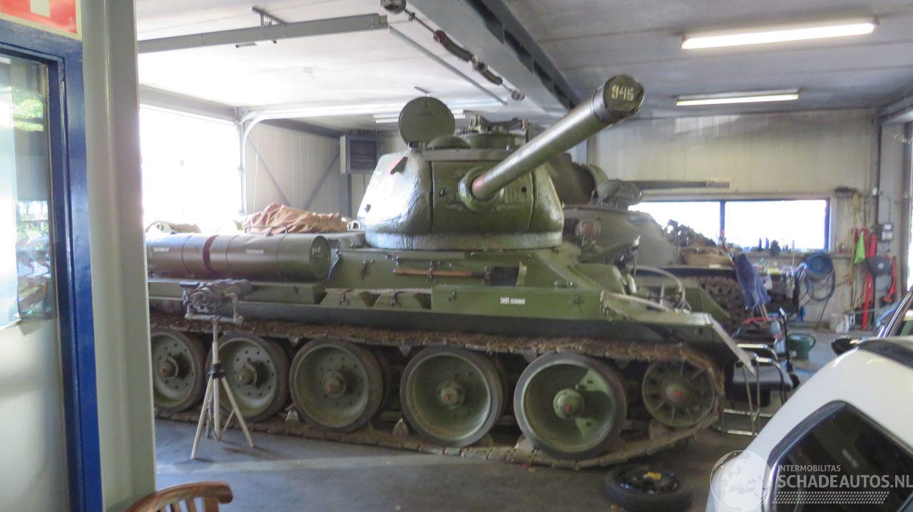 Overige  T 34 1945  not for sale