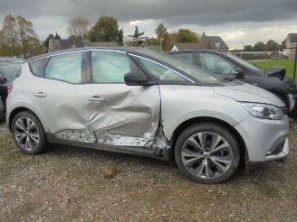 uszkodzony samochody ciężarowe Renault Grand-scenic grand-scenic hybride 1.5 DCI 2017/8