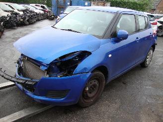 uszkodzony samochody osobowe Suzuki Swift  2013/1