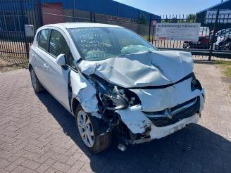 Unfall Kfz Van Opel Corsa-E  2016/7