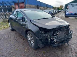 Voiture accidenté Opel Astra Astra J GTC (PD2/PF2), Hatchback 3-drs, 2011 1.6 SIDI Turbo 16V Motorsport 2014/10