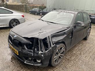 Salvage car BMW 1-serie 116i    ( 23020 KM ) 2018/6