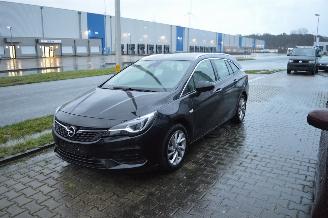 Schade bestelwagen Opel Astra 1.2 96 KW ELEGANCE SPORTS TOURER EDITION FACELIFT 2020/10
