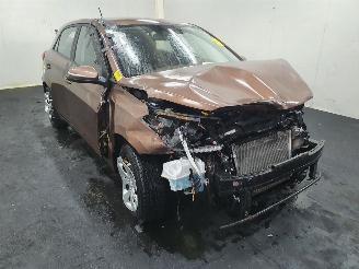Auto incidentate Hyundai I-10 C14A 2015/12