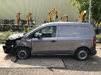 dommages fourgonnettes/vécules utilitaires Renault Kangoo 15dci 2022/6