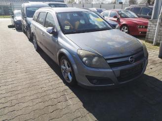damaged passenger cars Opel Astra Astra H SW (L35), Combi, 2004 / 2014 1.6 16V Twinport 2006