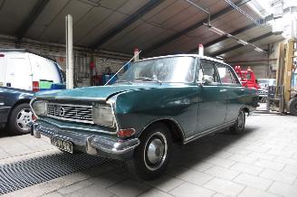Sloopauto Opel Rekord SEDAN UITVOERING, BENZINE 1966/6