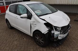 uszkodzony samochody osobowe Toyota Yaris Yaris III (P13), Hatchback, 2010 / 2020 1.5 16V Hybrid 2019/4