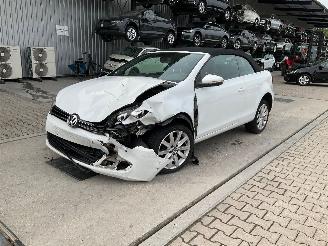 uszkodzony samochody osobowe Volkswagen Golf VI Cabriolet 1.6 TDI 2012/5