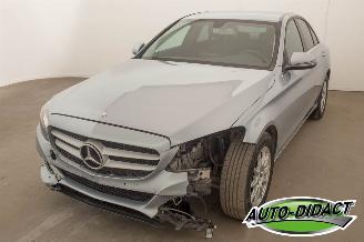 Damaged car Mercedes C-klasse 180D Airco Navi 2016/6