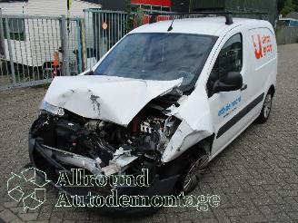 Coche accidentado Citroën Berlingo Berlingo Van 1.6 Hdi, BlueHDI 75 (DV6ETED(9HN)) [55kW]  (07-2010/06-20=
18) 2014