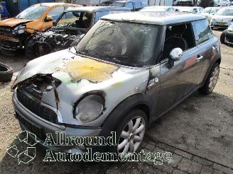 Auto incidentate Mini Mini Mini (R56) Hatchback 1.6 16V Cooper S (N14-B16A) [128kW]  (10-2006/02-=
2010) 2007
