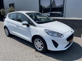 Salvage car Ford Fiesta 1.1 Trend 2017/11