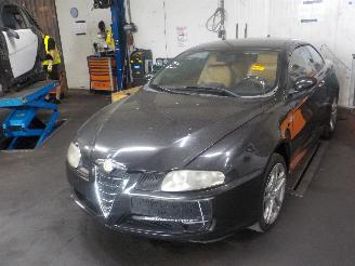 Piese motociclete Alfa Romeo GT GT (937) Coupé 2.0 JTS 16V (937.A.1000) [121kW]  (11-2003/09-2010) 2004