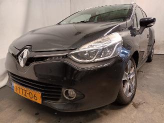 rozbiórka samochody osobowe Renault Clio Clio IV Estate/Grandtour (7R) Combi 5-drs 0.9 Energy TCE 90 12V (H4B-4=
00(H4B-A4)) [66kW]  (01-2013/...) 2014/5