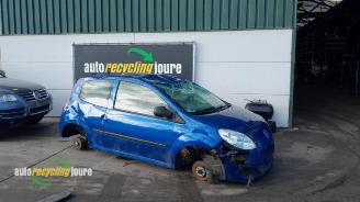 Auto incidentate Renault Twingo Twingo II (CN), Hatchback 3-drs, 2007 / 2014 1.2 2010/9