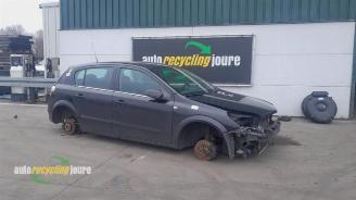 Coche accidentado Opel Astra Astra H (L48), Hatchback 5-drs, 2004 / 2014 1.8 16V 2004/6