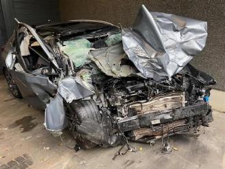 damaged passenger cars Kia Xceed Xceed, SUV, 2019 1.5 T-GDI 16V 2021/12