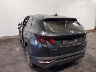 Damaged car Hyundai Tucson  2021/8