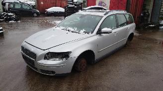 uszkodzony samochody osobowe Volvo V-50 2006 1.8 16v B4184S11 Zilver 426 onderdelen 2006/9