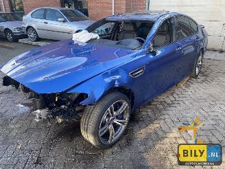 uszkodzony ciężarówki BMW M5 F10 M5 monte carlo blauw 2012/2