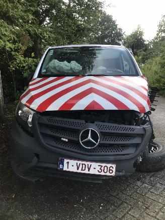 Vaurioauto  passenger cars Mercedes Vito VITO 119 CDI 2018/7