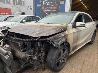 uszkodzony samochody osobowe Mercedes A-klasse A (W176), Hatchback, 2012 / 2018 1.8 A-200 CDI 16V 2013/10